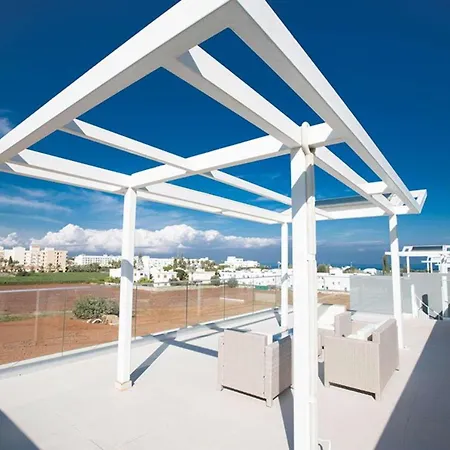 Pearl 3 * Protaras